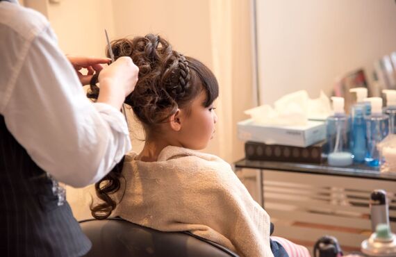 特別な日にヘアメイクをして撮影してみませんか | 栄のフォトスタジオなら子供写真のAtelier BE（アトリエビー）